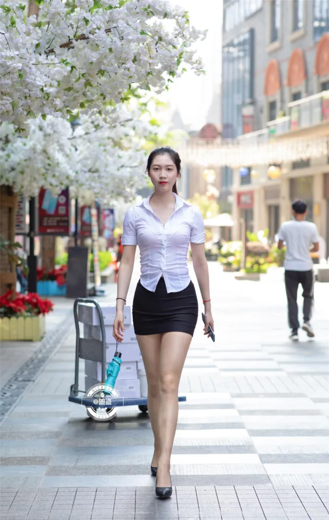 街拍美女