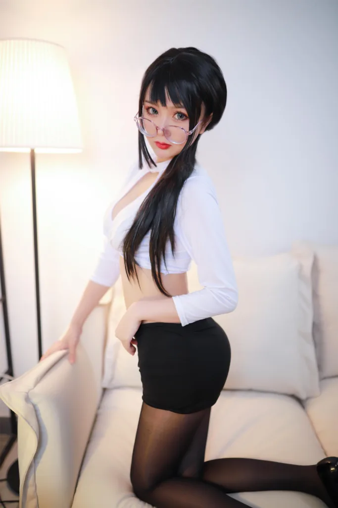 秀人网模特您的蛋蛋