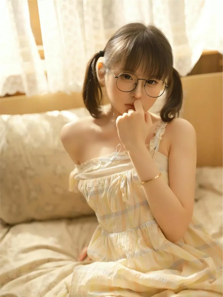 幼水铃衣